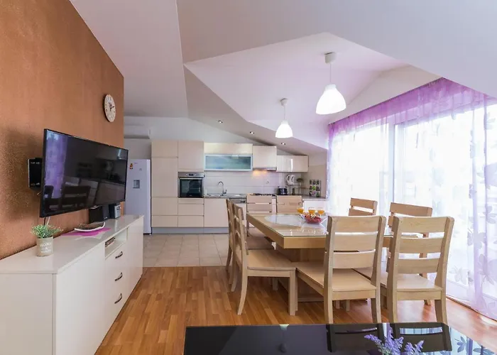 3 Bedroom Gorgeous In