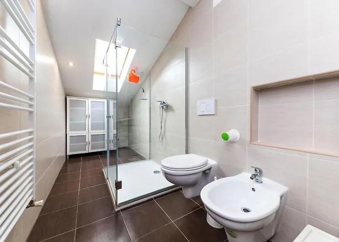 Apartman 3 Bedroom Gorgeous In Trogir