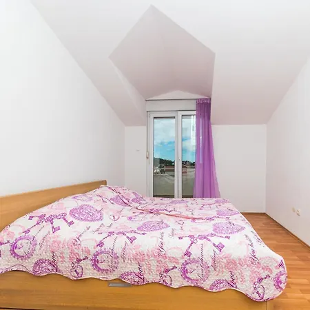 3 Bedroom Beautiful In