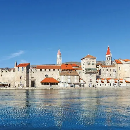 3 Bedroom Gorgeous In *